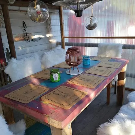 Le De Zoelie Holiday home