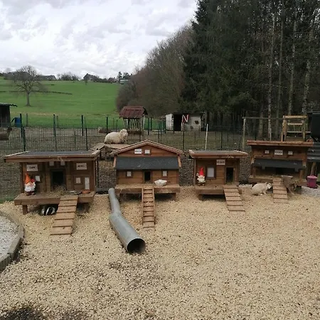 Le De Zoelie Holiday home