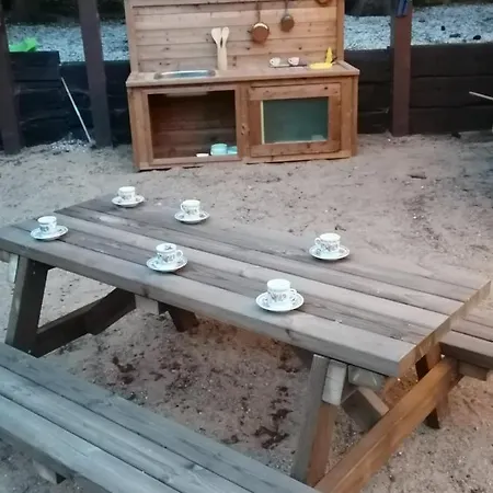 Le De Zoelie Chaineux