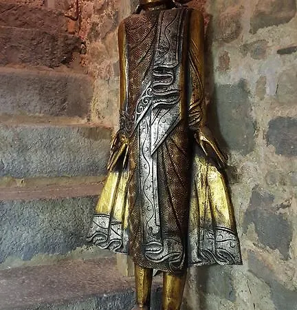 Le De Zoelie Chaineux